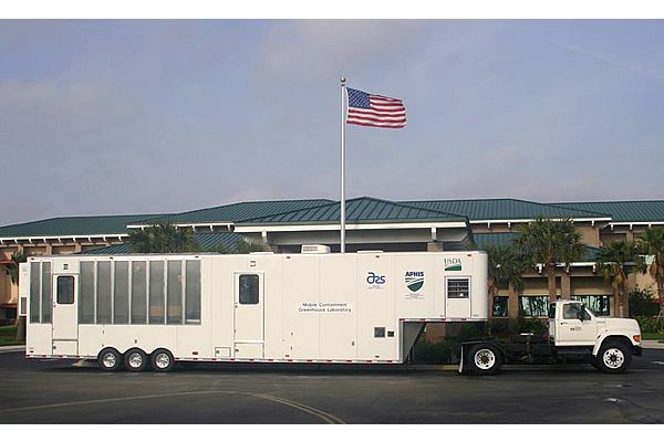 213-usda-greenhouse-trailer-2