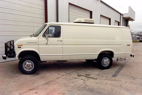 U.S. Air Force Custom Four Wheel Drive Van